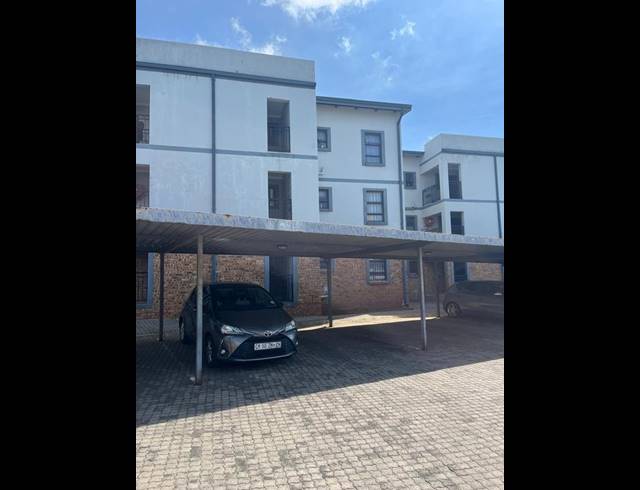 2 BEDROOM COMPLEX FOR SALE IN FAIRLEAD